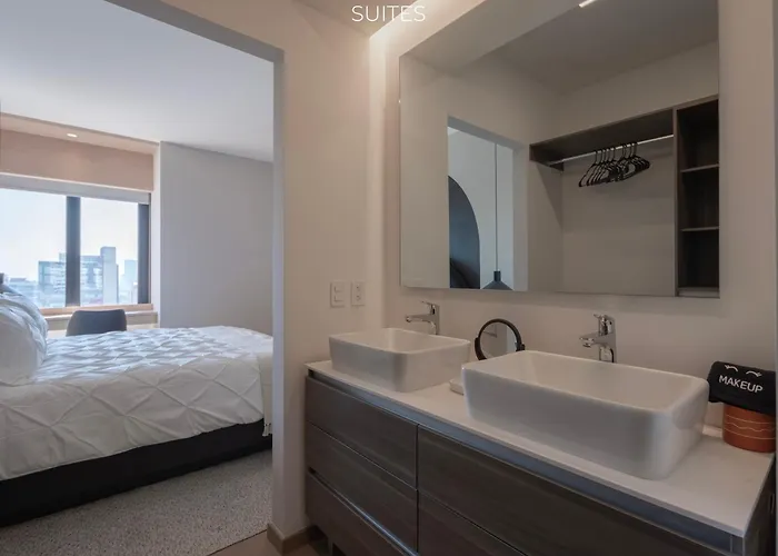 Elegant With Air Conditioning, Pool, Sauna, & Fitness Center In Polanco Apartment *